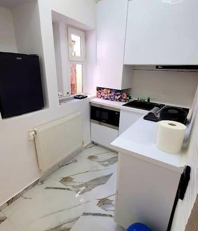 Modern Studio At Unirii Bucarest Esterno foto