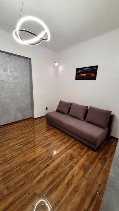 Modern Studio At Unirii Bucarest Esterno foto
